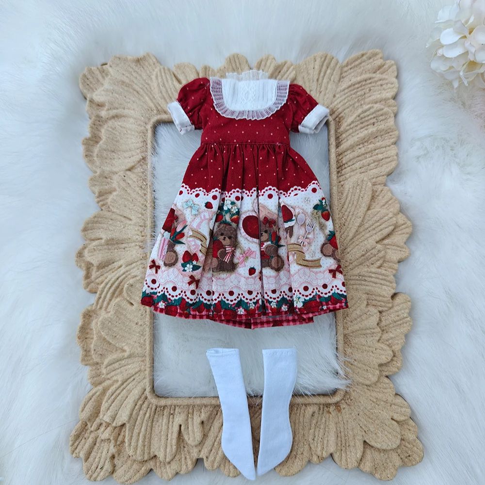 ブライス人形の服ヴィンテージかわいい赤いドレス手作りドレスブ - Vintage Fashion Dolls のレビューと価格